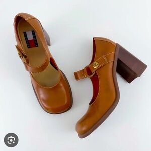 ISO ‼️ Tommy Hilfiger brown mary janes